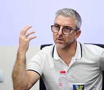 بابا فاسيليو يتقدم بشكوى إلى الفيفا ضد غزل المحلة بسبب المستحقات المالية المتأخرة. بابا فاسيليو يتقدم بشكوى إلى الفيفا ضد غزل المحلة بسبب المستحقات المالية المتأخرة.