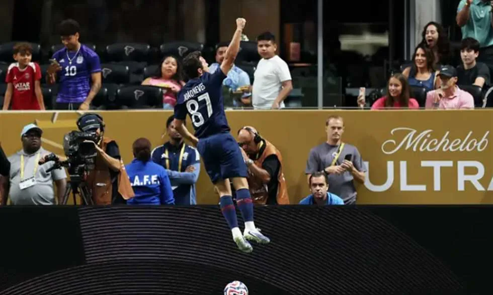باريس سان جيرمان يحقق فوزًا ساحقًا على إنتر ميامي (4-0)