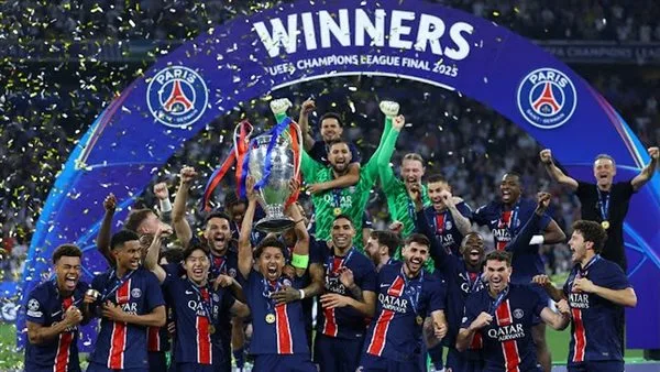باريس سان جيرمان يكشف عن تشكيلته للمشاركة في كأس العالم للأندية باريس سان جيرمان يكشف عن تشكيلته للمشاركة في كأس العالم للأندية