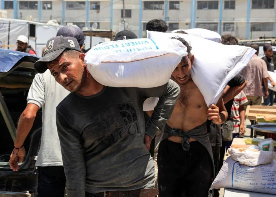 بالرغم من وفاة مئات الفلسطينيين، الولايات المتحدة تقدم 30 مليون دولار لمؤسسة غزة الإنسانية. بالرغم من وفاة مئات الفلسطينيين، الولايات المتحدة تقدم 30 مليون دولار لمؤسسة غزة الإنسانية.