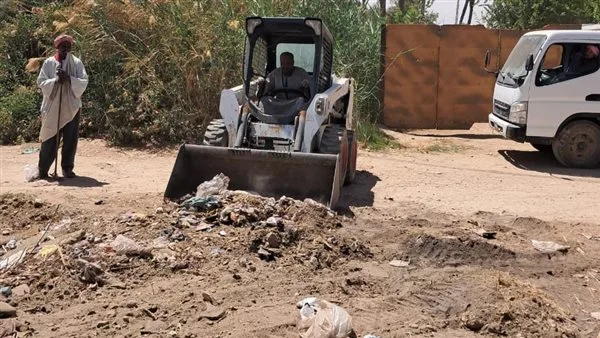 بالصور: إزالة 292 طنًا من القمامة والنفايات الصلبة في حملة نظافة بالأقصر