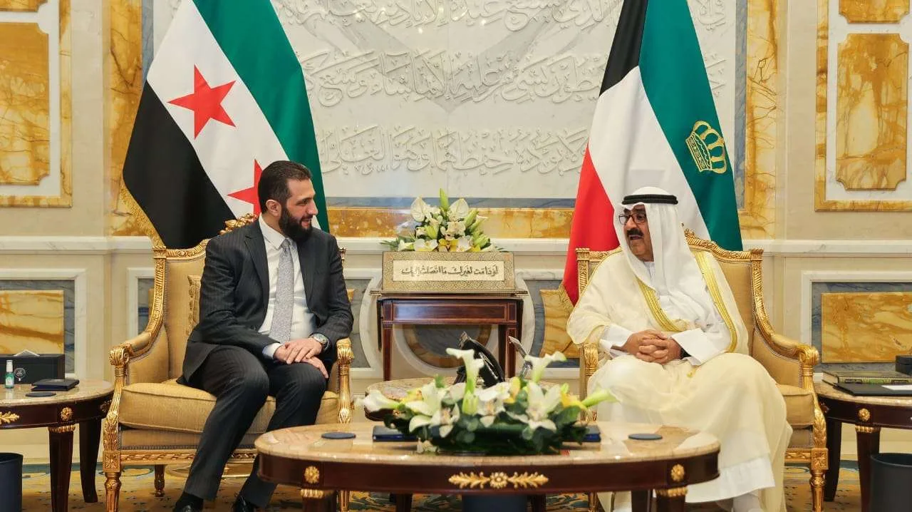 بالصور: استعرض اللقطات الأولى لوصول الرئيس أحمد الشرع إلى الكويت وخطة زيارته بالصور: استعرض اللقطات الأولى لوصول الرئيس أحمد الشرع إلى الكويت وخطة زيارته