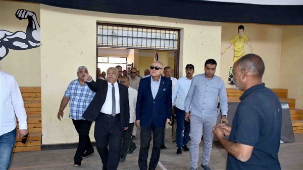 بالصور.. «محافظ الأقصر» يطلب إجراء صيانة كاملة للصالات الرياضية المغلقة في إسنا بالصور.. «محافظ الأقصر» يطلب إجراء صيانة كاملة للصالات الرياضية المغلقة في إسنا