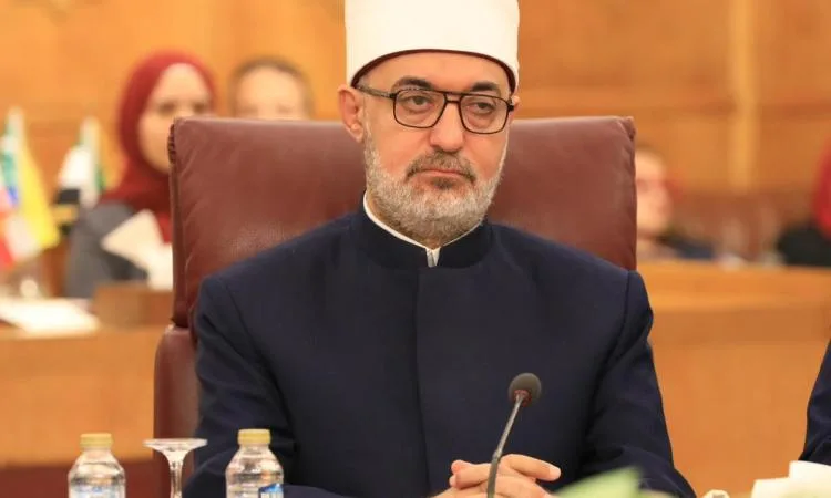 بالصور.. مفتي الجمهورية: الإيمان السليم ينعكس في كل عمل يعزز الحياة ويحافظ على الأرض بالصور.. مفتي الجمهورية: الإيمان السليم ينعكس في كل عمل يعزز الحياة ويحافظ على الأرض