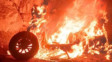 بالفيديو والصور… هجوم يستهدف دراجة نارية في النبطية الفوقا ووقوع إصابة