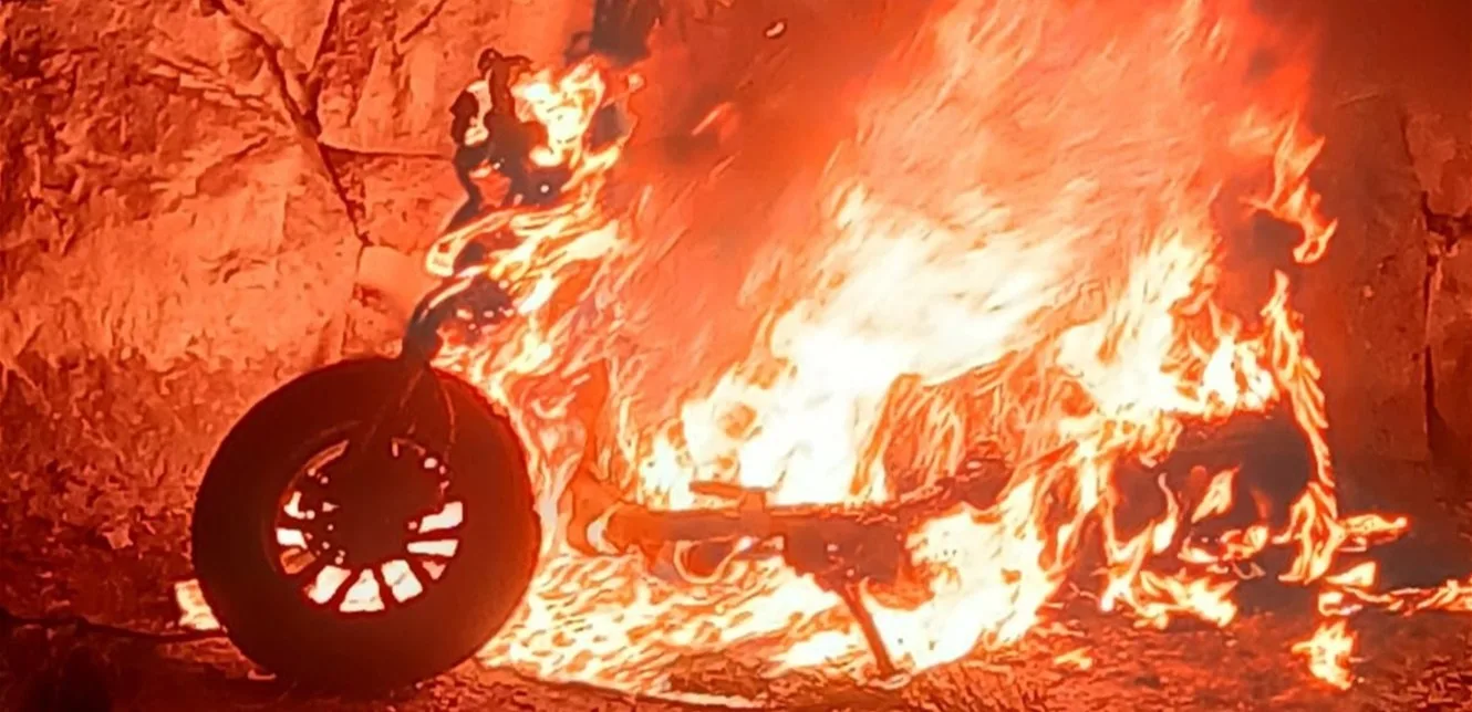 بالفيديو والصور… هجوم يستهدف دراجة نارية في النبطية الفوقا ووقوع إصابة بالفيديو والصور… هجوم يستهدف دراجة نارية في النبطية الفوقا ووقوع إصابة