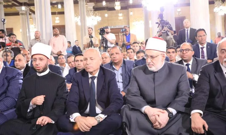 بالنيابة عن رئيس الجمهورية، محافظ القاهرة يحضر احتفال “الأوقاف” برأس السنة الهجرية