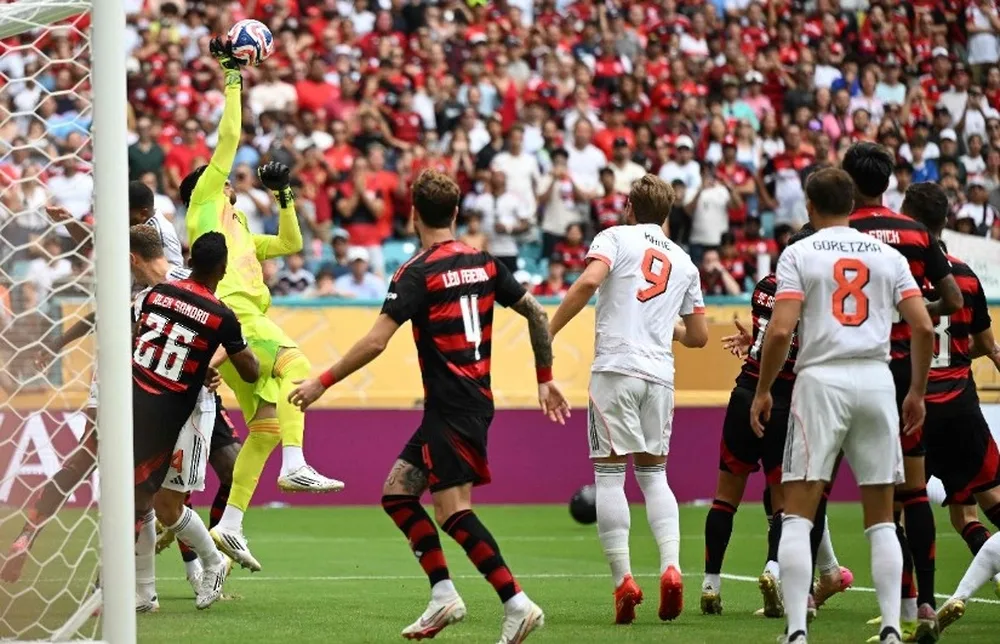 بايرن ميونخ يحقق الفوز على فلامنجو ويصل إلى دور الثمانية في كأس العالم للأندية بايرن ميونخ يحقق الفوز على فلامنجو ويصل إلى دور الثمانية في كأس العالم للأندية