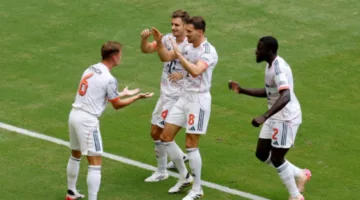 بايرن ميونخ ينهي النصف الأول متفوقاً بثلاثة أهداف على فلامينغو البرازيلي في كأس العالم للأندية
