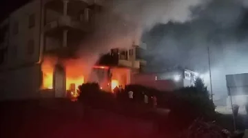 إخماد حريق كبير في معرض للأجهزة الكهربائية بالغربية دون تسجيل إصابات
