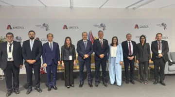 وزير قطاع الأعمال يتباحث مع وزير الاستثمار المغربي حول تعزيز التعاون والتكامل الاقتصادي في العالمين العربي والإفريقي