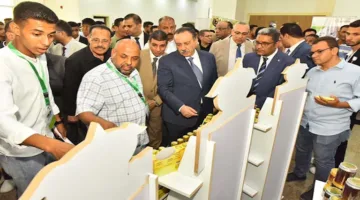 بدء أنشطة المنتدى الأول للتوظيف والتدريب في جامعة أسيوط الجديدة التكنولوجية
