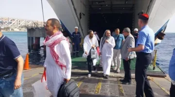 بدء أولى رحلات عودة الحجاج المصريين من الحج السياحي البري لموسم 1446هـ