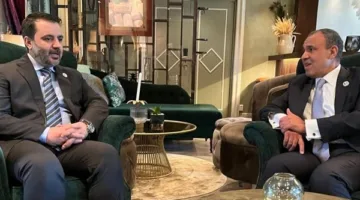 بدر عبد العاطي يشدد لنظيره السوري على أهمية محاربة الإرهاب ومواجهة ظاهرة المقاتلين الأجانب.