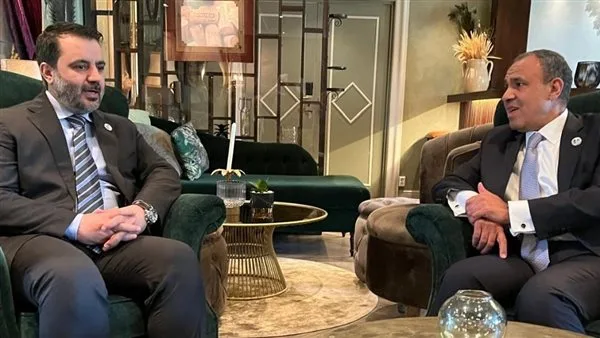 بدر عبد العاطي يشدد لنظيره السوري على أهمية محاربة الإرهاب ومواجهة ظاهرة المقاتلين الأجانب. بدر عبد العاطي يشدد لنظيره السوري على أهمية محاربة الإرهاب ومواجهة ظاهرة المقاتلين الأجانب.
