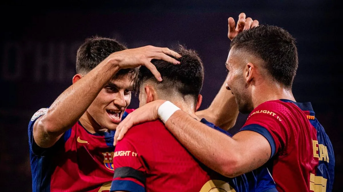 برشلونة يتخذ قرارًا نهائيًا برحيل «جوكر» الفريق. برشلونة يتخذ قرارًا نهائيًا برحيل «جوكر» الفريق.
