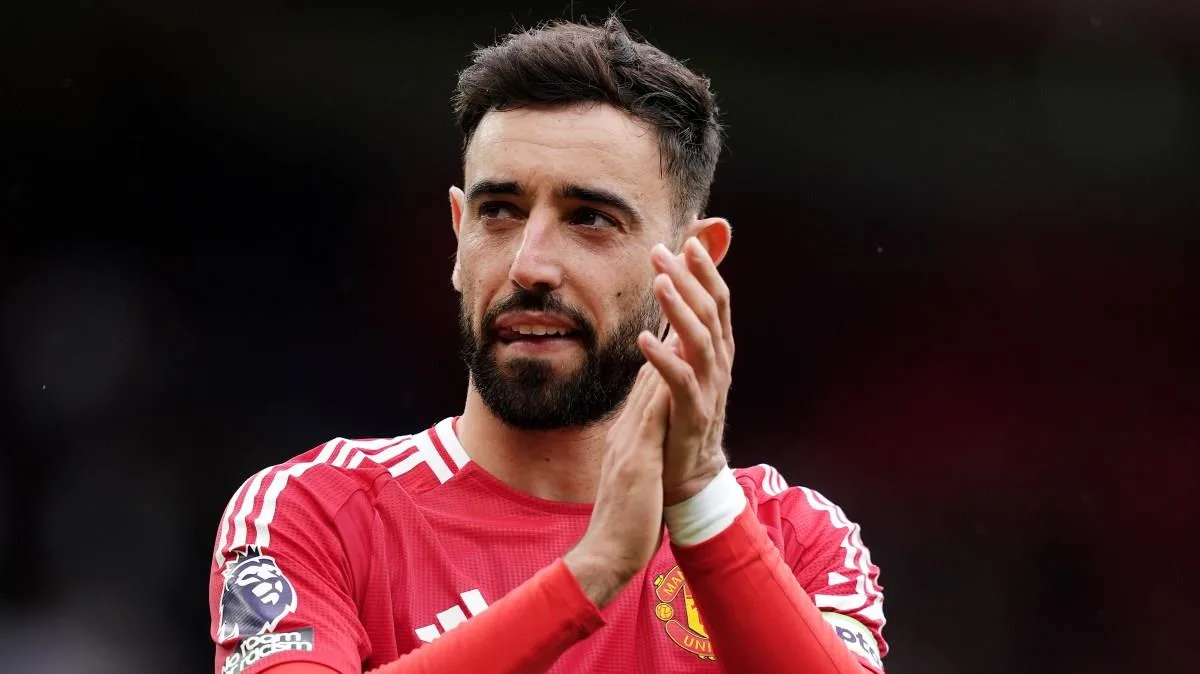 برونو فرنانديز يتحدث عن عرض الهلال المغري وسبب عدم قبوله له لأول مرة برونو فرنانديز يتحدث عن عرض الهلال المغري وسبب عدم قبوله له لأول مرة