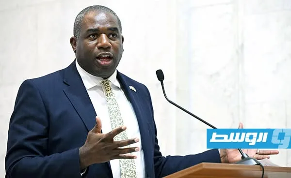 بريطانيا: لا يزال هناك وقت للتوصل إلى حل دبلوماسي مع إيران بريطانيا: لا يزال هناك وقت للتوصل إلى حل دبلوماسي مع إيران