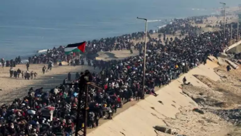 بريطانيا: لا يمكننا الموافقة على نقل الفلسطينيين سواء داخل غزة أو خارجها بريطانيا: لا يمكننا الموافقة على نقل الفلسطينيين سواء داخل غزة أو خارجها