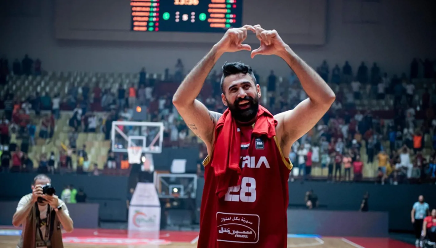 بسبب ‘حزب الله’ و’تحسين صورة النظام’… وزارة الرياضة تعلن توقف لاعبي المنتخب السوري بسبب ‘حزب الله’ و’تحسين صورة النظام’… وزارة الرياضة تعلن توقف لاعبي المنتخب السوري