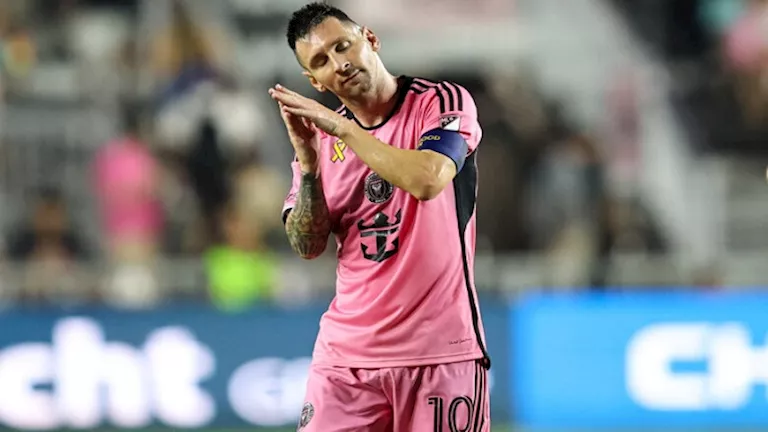بعد 4 سنوات من مغادرته: برشلونة يوشك على تسديد ديونه لميسي بعد 4 سنوات من مغادرته: برشلونة يوشك على تسديد ديونه لميسي