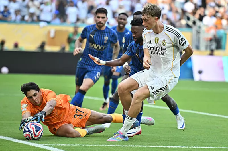 بعد 6 مباريات.. الهلال يسجل سابقة كأول فريق عربي يوقف ريال مدريد في كأس العالم للأندية. بعد 6 مباريات.. الهلال يسجل سابقة كأول فريق عربي يوقف ريال مدريد في كأس العالم للأندية.