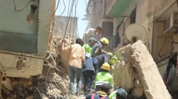 بعد 7 ساعات… انتشال طفلة من تحت أنقاض منزلين collapsed في حدائق القبة.