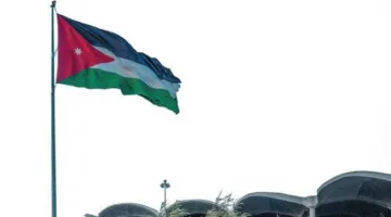 بعد إغلاقه يوم أمس، الأردن يعلن عن استئناف حركة الطيران في مجاله الجوي.