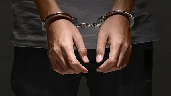 بعد استجوابه، اكتشفوا العقوبة الموقعة على “المذيع المرح” بتهمة تحريض على الفسق. بعد استجوابه، اكتشفوا العقوبة الموقعة على “المذيع المرح” بتهمة تحريض على الفسق.