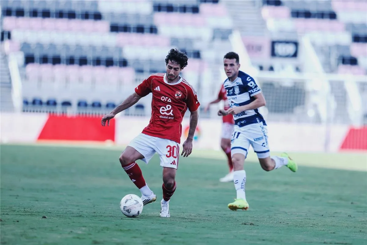 بعد انضمامه للأهلي.. لاعب باتشوكا يكشف موقفه من الانتقال إلى الدوري المصري بعد انضمامه للأهلي.. لاعب باتشوكا يكشف موقفه من الانتقال إلى الدوري المصري