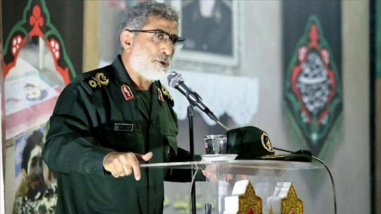 بعد تقارير عن اغتياله.. قائد فيلق القدس يشارك في تجمع في وسط العاصمة طهران.