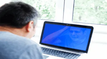 بعد حوالي 40 عامًا… مايكروسوفت تودع شاشة الموت الزرقاء.