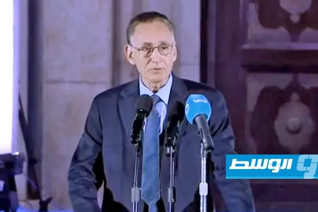 بعد خطاب “المركزي” إلى الطرابلسي.. “الاقتصاد” تنبه المضاربين في سعر الدينار بعد خطاب “المركزي” إلى الطرابلسي.. “الاقتصاد” تنبه المضاربين في سعر الدينار