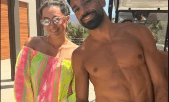 بعد ظهور صورة مشتركة.. من هي الممثلة التركية التي التقت بمحمد صلاح؟