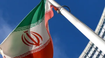 بعد مرور أربعين عامًا على نزاعها مع العراق.. إيران تواجه تحديًا وجوديًا جديدًا.