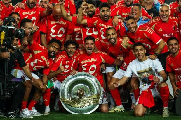 بعد معلول والسولية.. شوبير يكشف عن مغادرة ثلاثي آخر من النادي الأهلي بعد معلول والسولية.. شوبير يكشف عن مغادرة ثلاثي آخر من النادي الأهلي