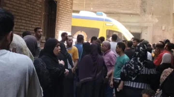 بعد يوم كامل.. إنقاذ مصابة من تحت أنقاض مباني حدائق القبة