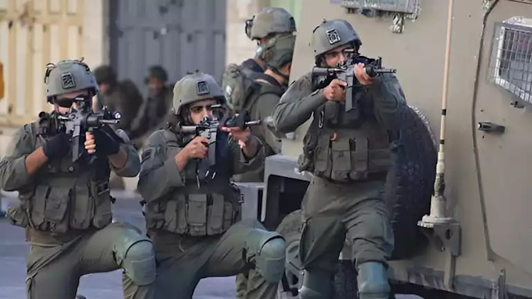 بـ40 مركبة عسكرية.. الجيش الإسرائيلي يدخل نابلس ويفرض حظر التجول بـ40 مركبة عسكرية.. الجيش الإسرائيلي يدخل نابلس ويفرض حظر التجول