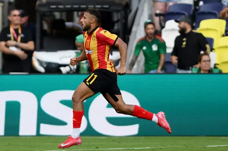 بلايلي يحرز الهدف العربي الأول في كأس العالم للأندية أمام لوس أنجلوس بلايلي يحرز الهدف العربي الأول في كأس العالم للأندية أمام لوس أنجلوس
