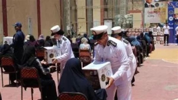 بمناسبة عيد الأضحى: توزيع مواد غذائية من قبل وزارة الداخلية في المناطق الحضرية | صور بمناسبة عيد الأضحى: توزيع مواد غذائية من قبل وزارة الداخلية في المناطق الحضرية | صور