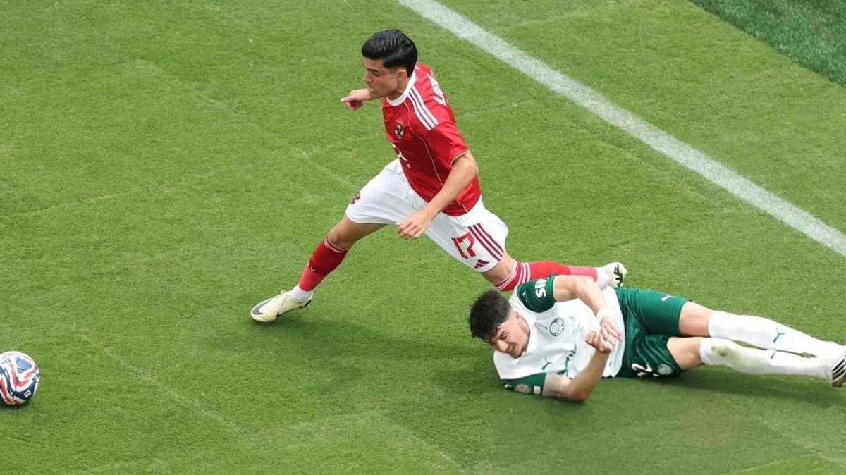 بن شرقي وديانج في مقدمة البدلاء للأهلي ضد بورتو في كأس العالم للأندية بن شرقي وديانج في مقدمة البدلاء للأهلي ضد بورتو في كأس العالم للأندية