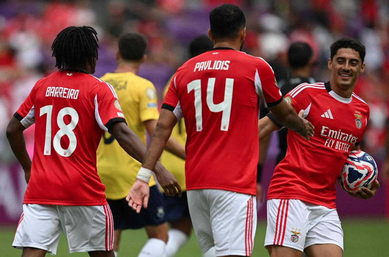 بنفيكا يحقق انتصاراً ساحقاً على أوكلاند سيتي بسداسية في كأس العالم للأندية بنفيكا يحقق انتصاراً ساحقاً على أوكلاند سيتي بسداسية في كأس العالم للأندية