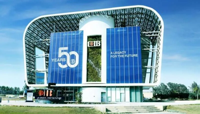 بنك CIB يتوج بجائزة أفضل علامة تجارية في أفريقيا لعام 2025 من مجلة “القيادة الأفريقية” بنك CIB يتوج بجائزة أفضل علامة تجارية في أفريقيا لعام 2025 من مجلة “القيادة الأفريقية”