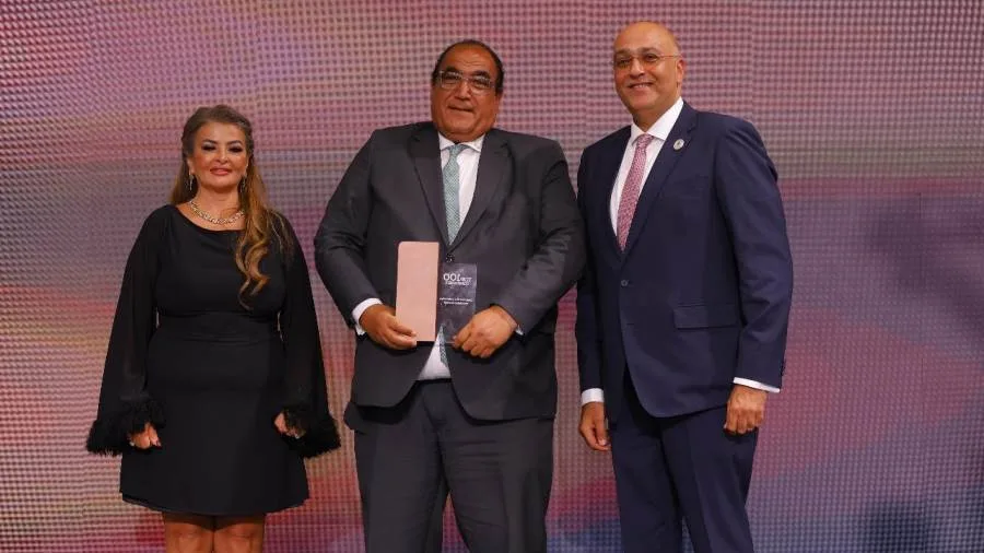 بنك قناة السويس يتضمن ضمن أفضل 100 شركة في البورصة المصرية في تصنيف قمة “مصر للأفضل” لعام 2025