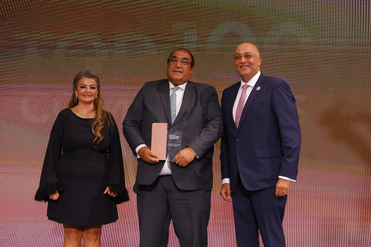 بنك قناة السويس يُصنف ضمن أفضل 100 شركة في البورصة المصرية في قمة “مصر للأفضل” لعام 2025. بنك قناة السويس يُصنف ضمن أفضل 100 شركة في البورصة المصرية في قمة “مصر للأفضل” لعام 2025.
