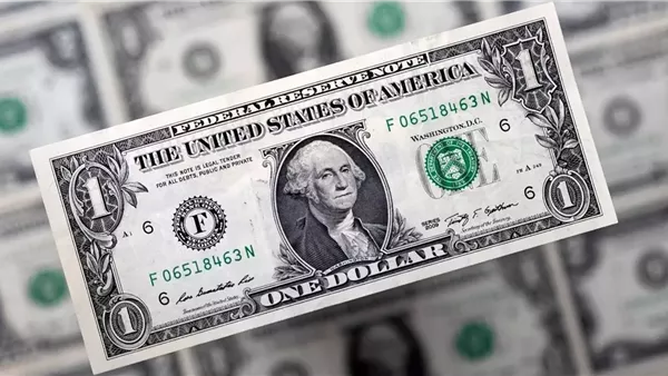 بنك “مورجان ستانلي” يتوقع تراجع الدولار الأمريكي بنسبة 9% نتيجة تباطؤ النمو الاقتصاد. بنك “مورجان ستانلي” يتوقع تراجع الدولار الأمريكي بنسبة 9% نتيجة تباطؤ النمو الاقتصاد.