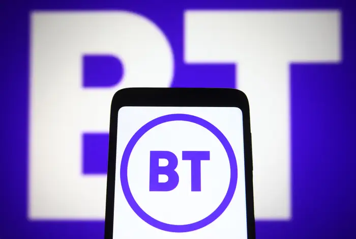 بي تي البريطانية تشير إلى إمكانية تقليص إضافي للوظائف بفضل تقنيات الذكاء الاصطناعي بي تي البريطانية تشير إلى إمكانية تقليص إضافي للوظائف بفضل تقنيات الذكاء الاصطناعي