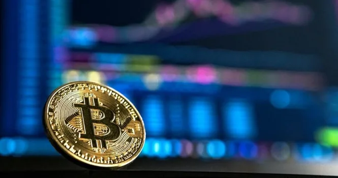 بيتكوين تحت ضغط هبوطي شديد وسط موجة تصفيات كبيرة وتحديات اقتصادية كبرى بيتكوين تحت ضغط هبوطي شديد وسط موجة تصفيات كبيرة وتحديات اقتصادية كبرى