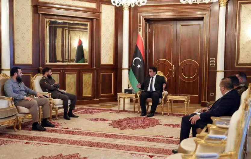 الرئاسة الليبية تطالب بنزع الأسلحة من شوارع طرابلس