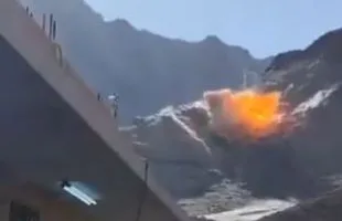 فيديو.. القوات المسلحة الأردنية تُسقط طائرة مسيرة اخترقت الأجواء فوق العقبة